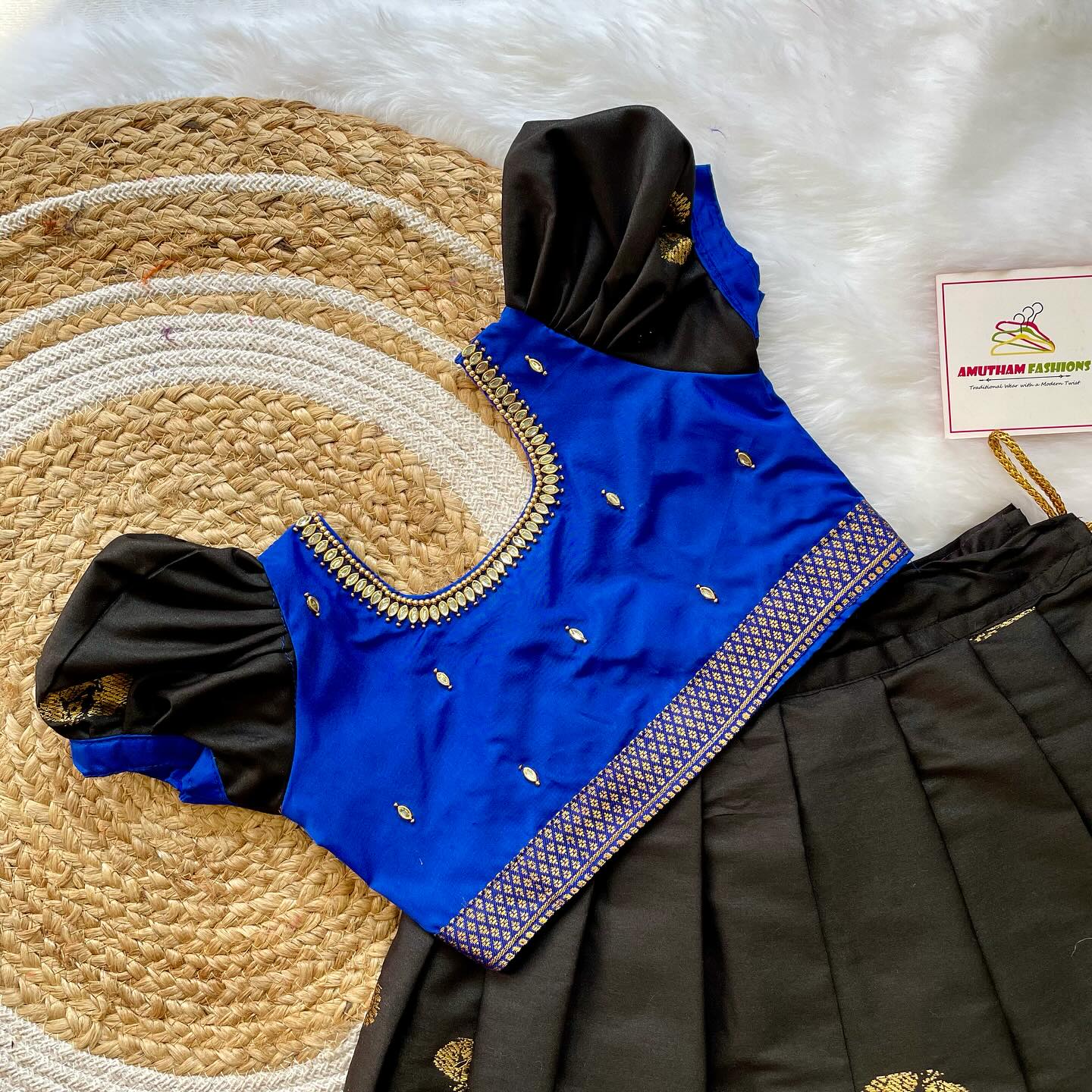 Black and Blue Kadiyal Silk Paavadai Sattai