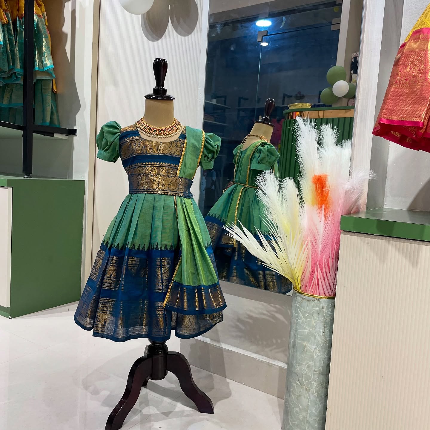 Handloom Kanchi Cotton Frock with Detached Duppatta & Hipbelt – Ramar Green with Dark Blue Border