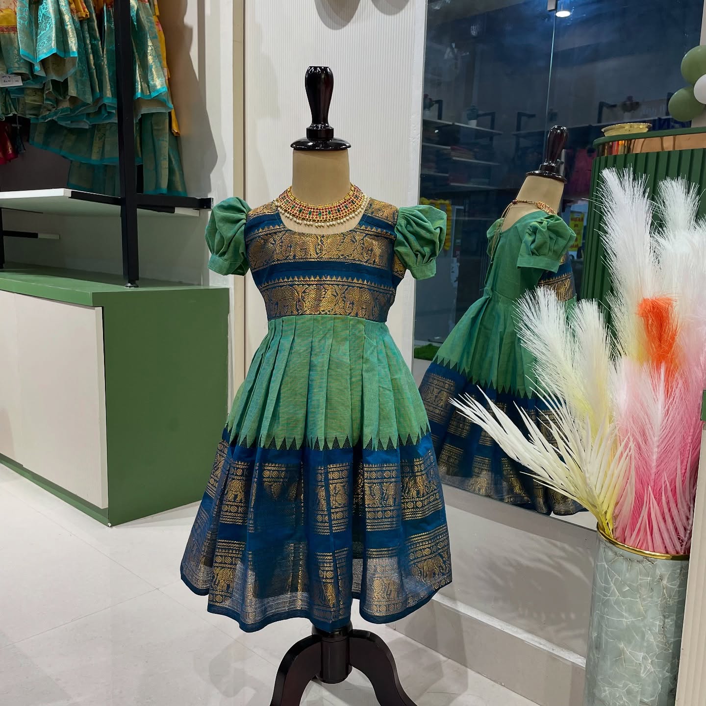 Handloom Kanchi Cotton Frock with Detached Duppatta & Hipbelt – Ramar Green with Dark Blue Border