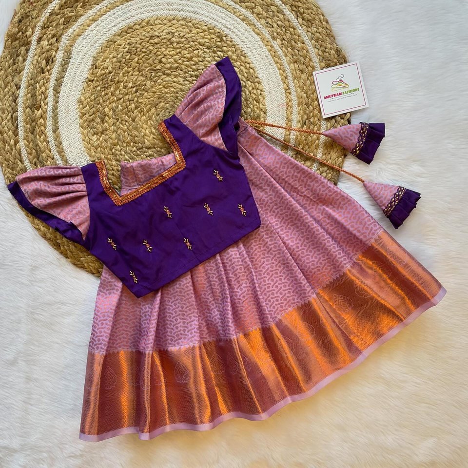 Lavender and Voilet Semi Silk Paavadai Sattai