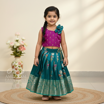 Ramar Blue and Magenta Pink Pattu Paavadai Sattai is specifically made for little princesses