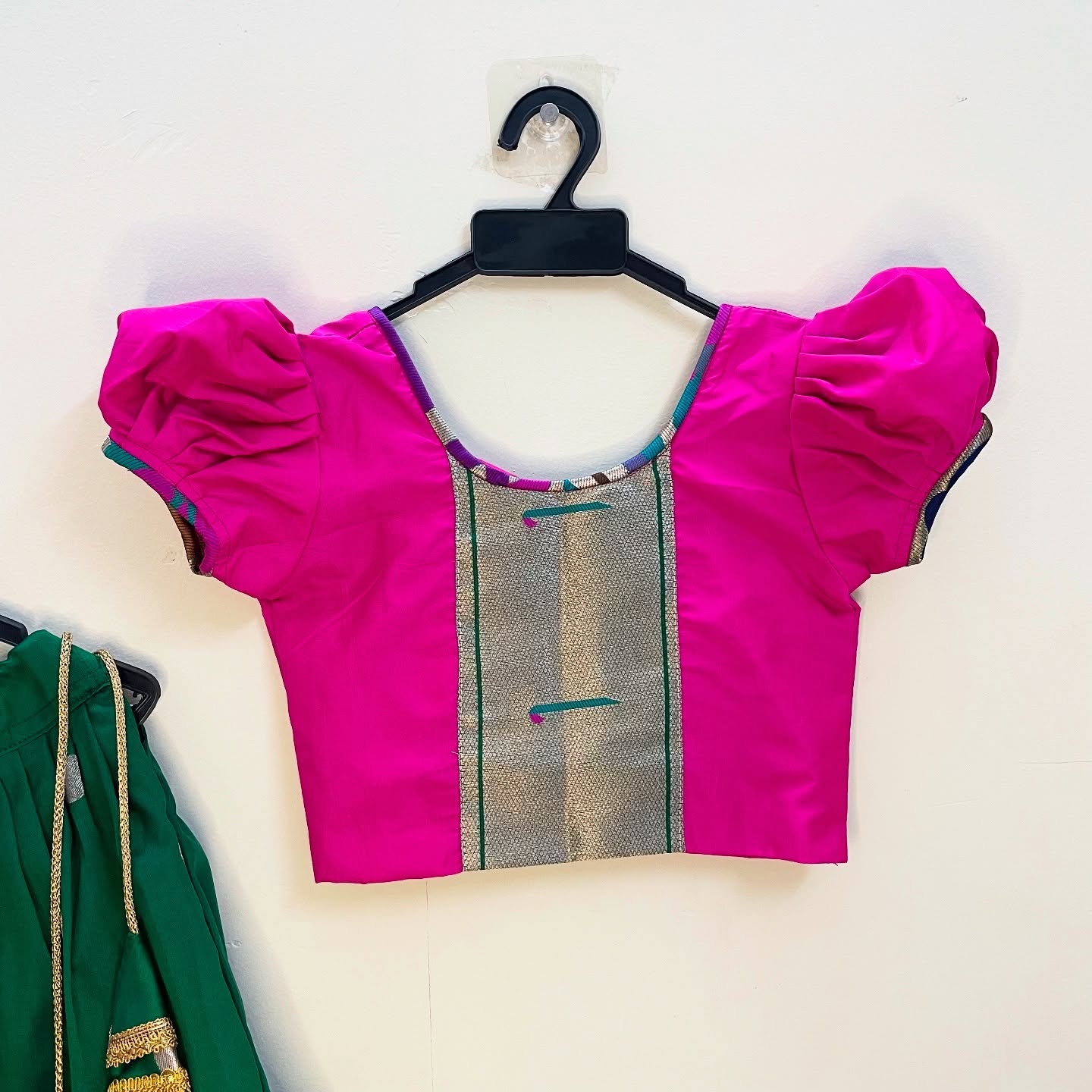 Forest Green and Pink – Authentic Paithani Silk Paavadai and Sattai