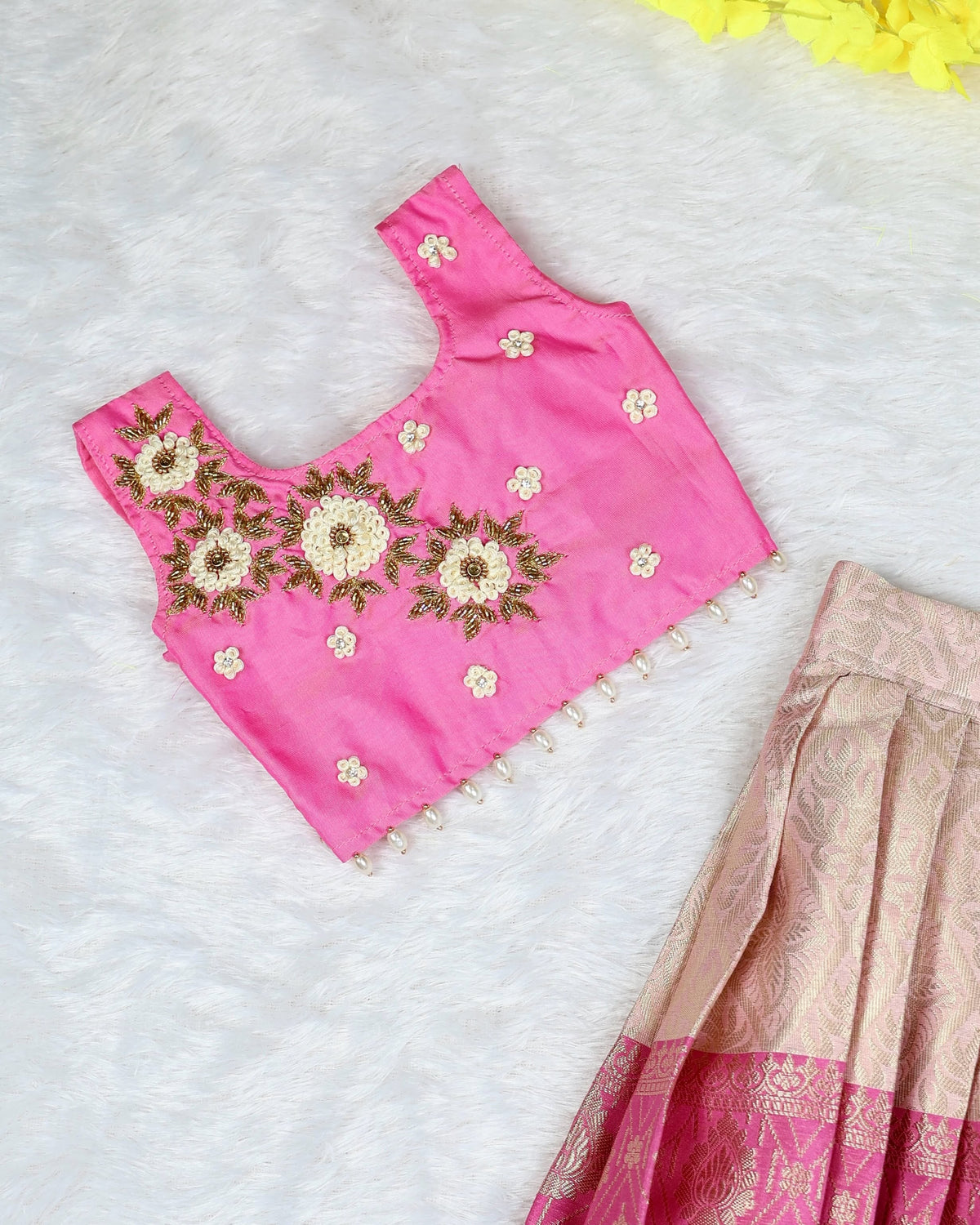 VAMIKA - Beautiful pink crop top & blush-pink Banarasi skirt