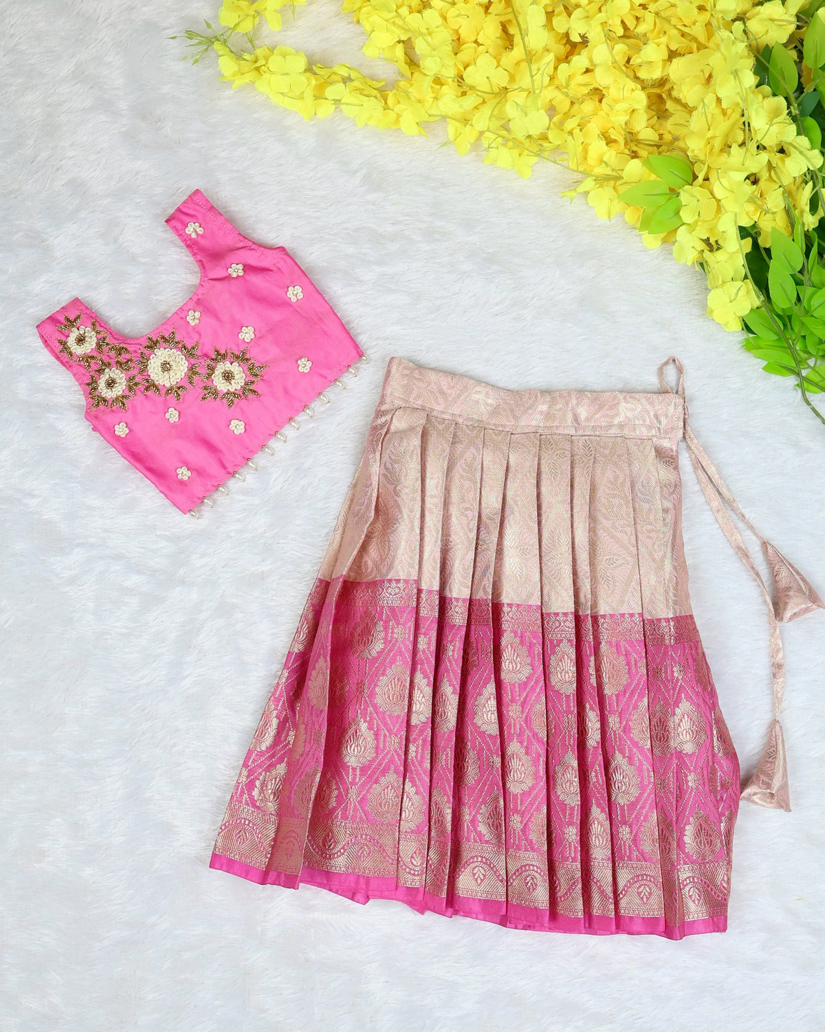 VAMIKA - Beautiful pink crop top & blush-pink Banarasi skirt
