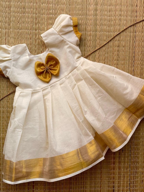 Buy AMIRTHA FASHION Girls Cotton Silk Kerala Net Readymade Lehenga Choli  Pattu Pavadai (0-1 years; Blue) at Amazon.in