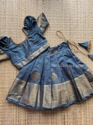 The Luxurious & Rich Kanchi Mugavai Pattu Paavadai & Sattai - Steel Grey (Pre Booking)