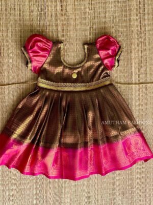 Soft Kubera Pattu Frock – Dark Green & Pink Border (Pre Booking)