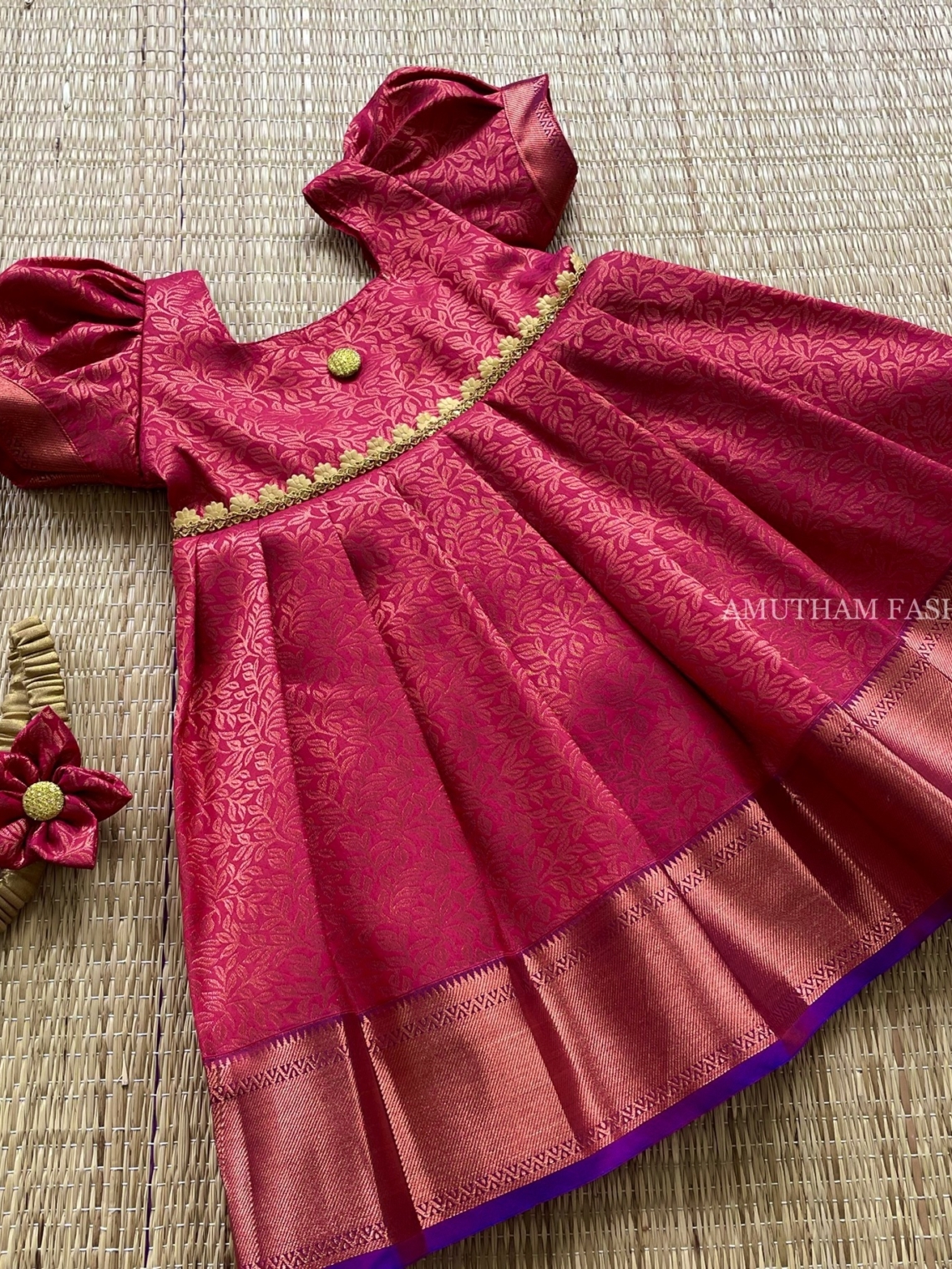 Silk frock hotsell design for baby