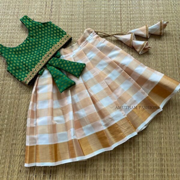 Green Color & Golden Zari Checked Pattern Kerala Kasavu Paavadai & Sattai (Pre Booking)