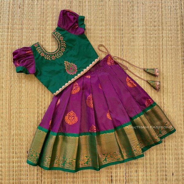 Deep Purple & Dark Green Combo Copper Zari Weaving Vairaoosi Kanchipattu Paavadai & Sattai (Pre Booking)