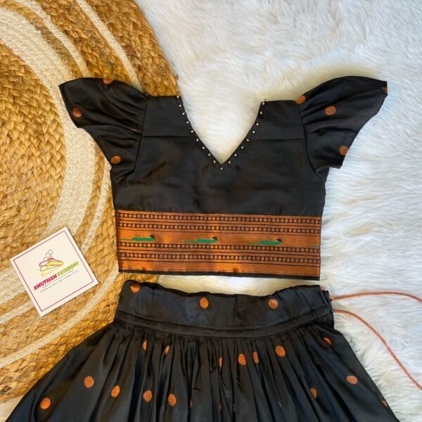 Black Color Pure Paithani Silk Copper Zari Weaving Paavadai & Sattai - (Ready to Dispatch)
