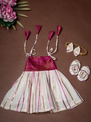 Traditional Noolukettu Kerala Frock Combo Set- Magenta Pink (Pre booking)