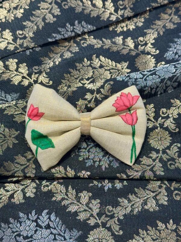 Small Lotus Hand-painted Bow Alligator Clips – HPB05